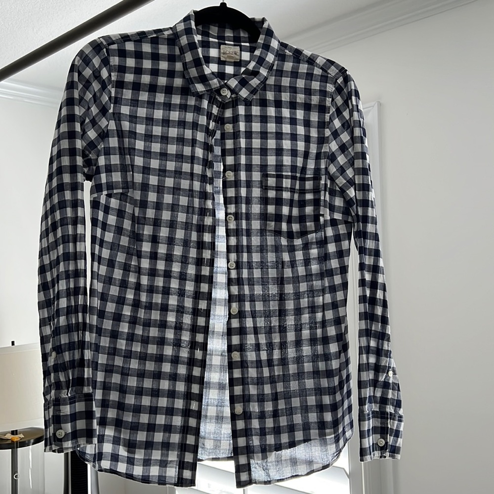 J. Crew Navy Blue and White 100% cotton long sleeve shirt.